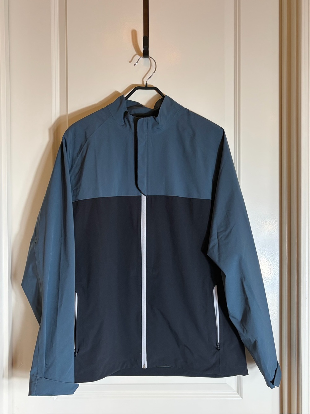 Under Armour Water Resistant Lightweight Jacket